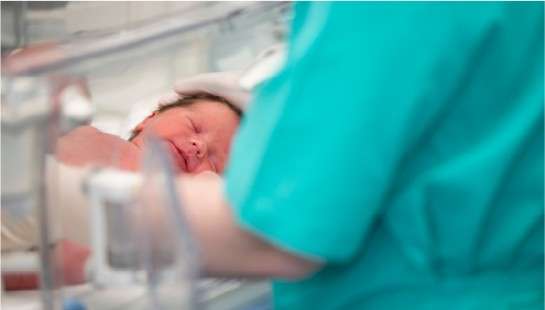 ACTUACIÓN DE ENFERMERÍA EN SITUACIONES DE EMERGENCIA NEONATAL Y PEDIÁTRICA; TÉCNICAS, APARATAJE Y CUIDADOS
